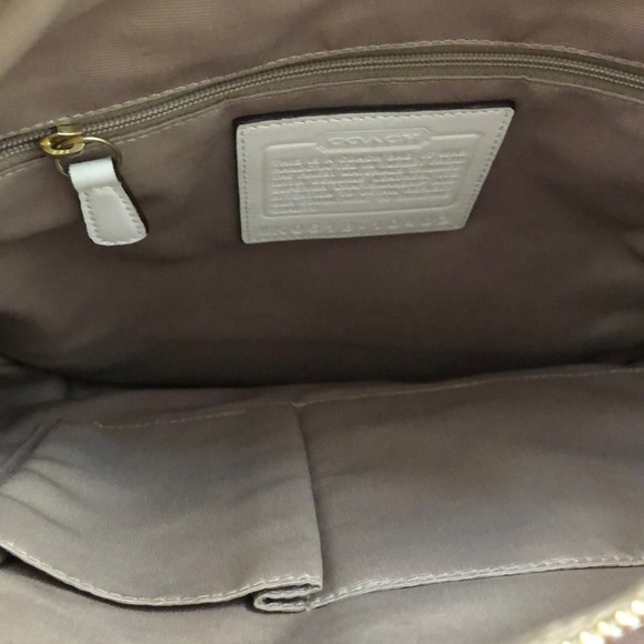 COACH crossbody - Picture 5 of 8